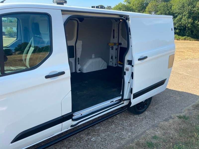 2022 FORD TRANSIT CUSTOM 2022 FORD TRANSIT CUSTOM