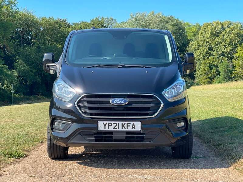 A 2021 FORD TRANSIT CUSTOM 300 LIMITED P/V ECOBLUE A 2021 FORD TRANSIT CUSTOM 300 LIMITED P/V ECOBLUE