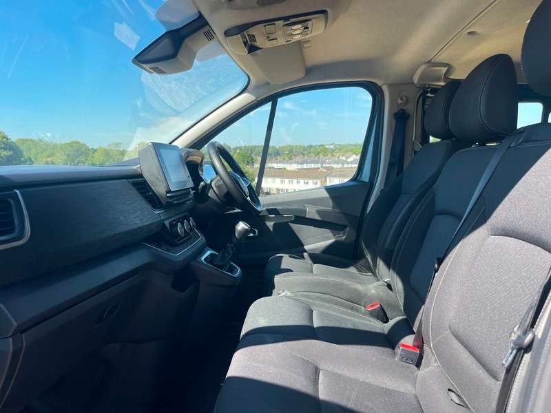 2023 RENAULT TRAFIC 2023 RENAULT TRAFIC