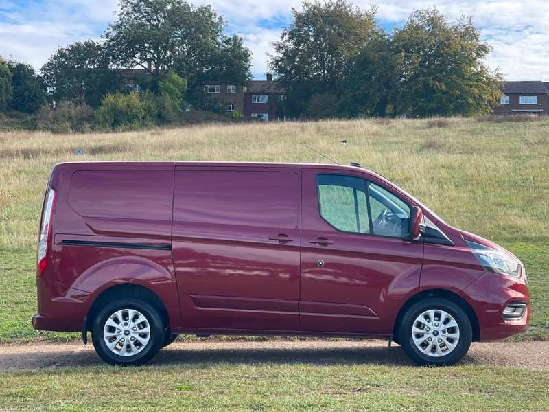 A 2019 FORD TRANSIT CUSTOM 280 LIMITED P/V ECOBLUE A 2019 FORD TRANSIT CUSTOM 280 LIMITED P/V ECOBLUE