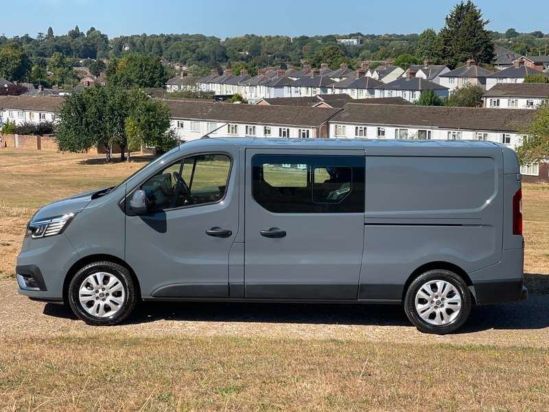 2023 RENAULT TRAFIC 2023 RENAULT TRAFIC