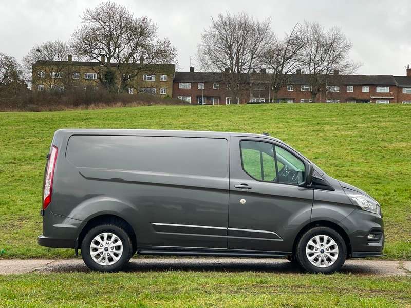A 2020 FORD TRANSIT CUSTOM 280 LIMITED P/V ECOBLUE A 2020 FORD TRANSIT CUSTOM 280 LIMITED P/V ECOBLUE