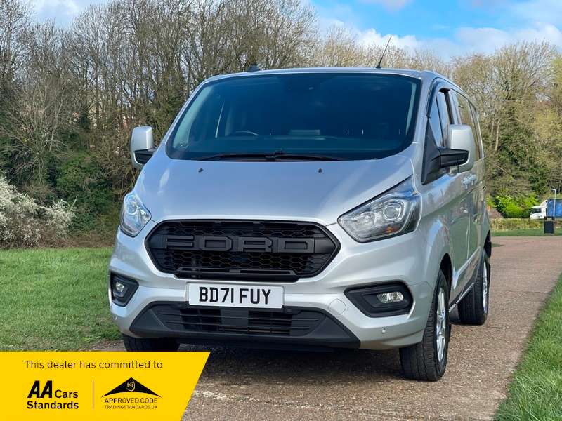 A 2021 FORD TRANSIT CUSTOM 300 LIMITED DCIV ECOBLUE A 2021 FORD TRANSIT CUSTOM 300 LIMITED DCIV ECOBLUE