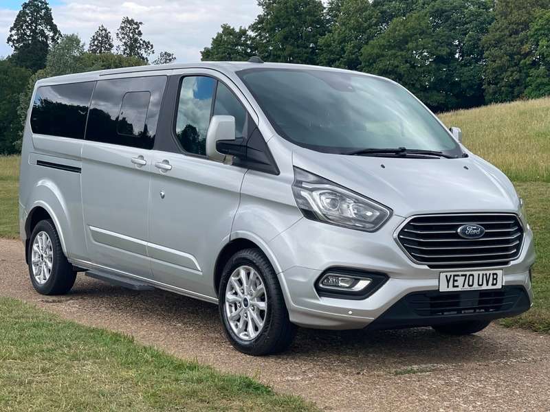 A 2020 FORD TOURNEO CUSTOM 320 TITANIUM ECOBLUE A 2020 FORD TOURNEO CUSTOM 320 TITANIUM ECOBLUE