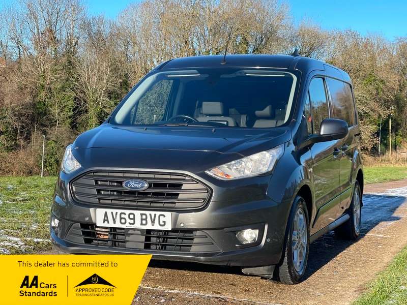A 2019 FORD TRANSIT CONNECT 200 LIMITED TDCI A 2019 FORD TRANSIT CONNECT 200 LIMITED TDCI