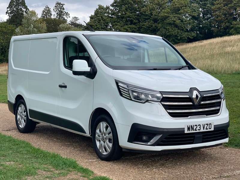 A 2023 RENAULT TRAFIC SL28 SPORT DCI A 2023 RENAULT TRAFIC SL28 SPORT DCI