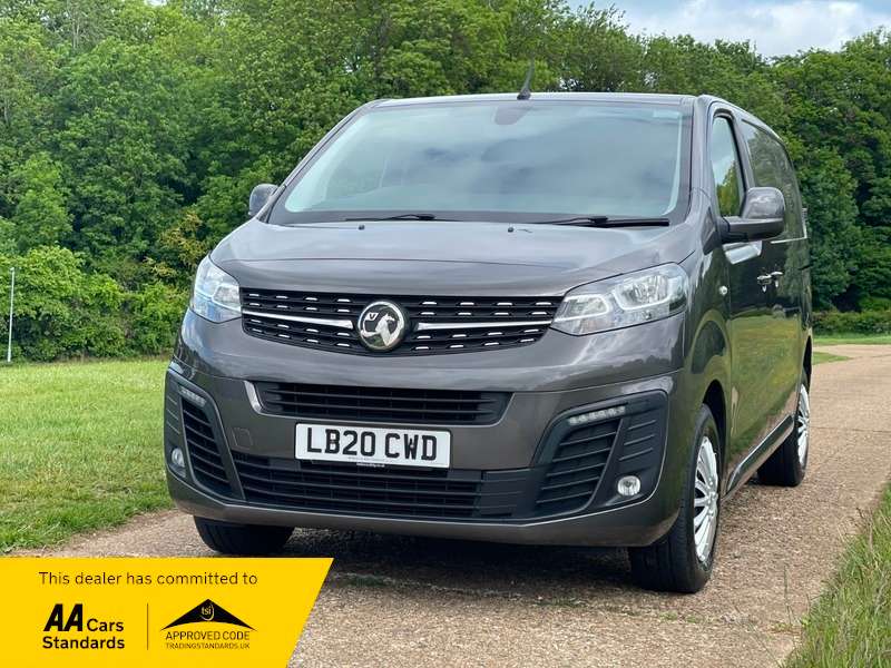 A 2020 VAUXHALL VIVARO L1H1 3100 SPORTIVE S/S A 2020 VAUXHALL VIVARO L1H1 3100 SPORTIVE S/S