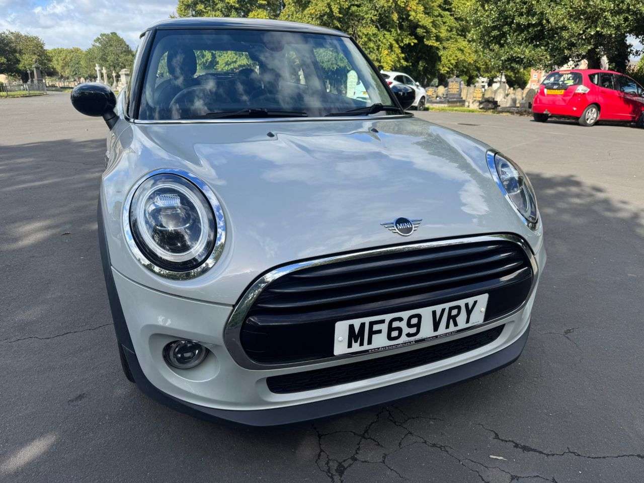 A 2019 MINI HATCH 1.5 Cooper Classic Hatchback 3dr Petrol Manual Euro 6 (s/s) (136 ps) A 2019 MINI HATCH 1.5 Cooper Classic Hatchback 3dr Petrol Manual Euro 6 (s/s) (136 ps)