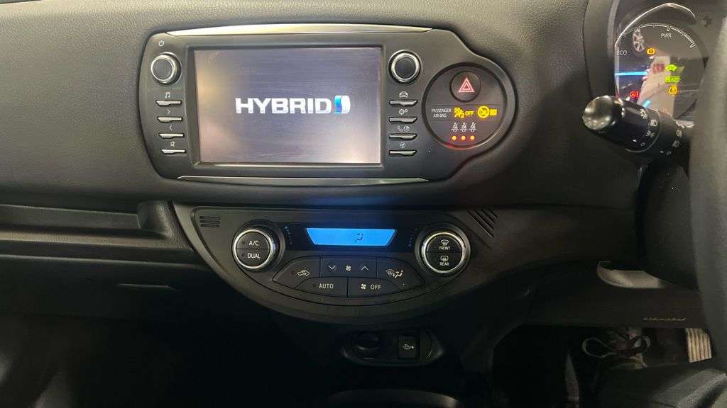 2018 TOYOTA YARIS 2018 TOYOTA YARIS