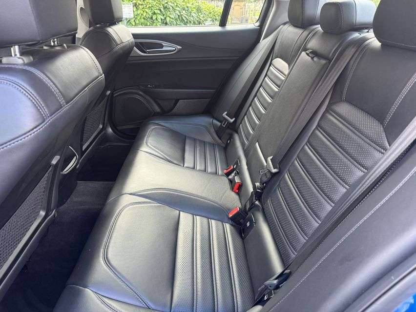 2017 ALFA ROMEO GIULIA 2017 ALFA ROMEO GIULIA