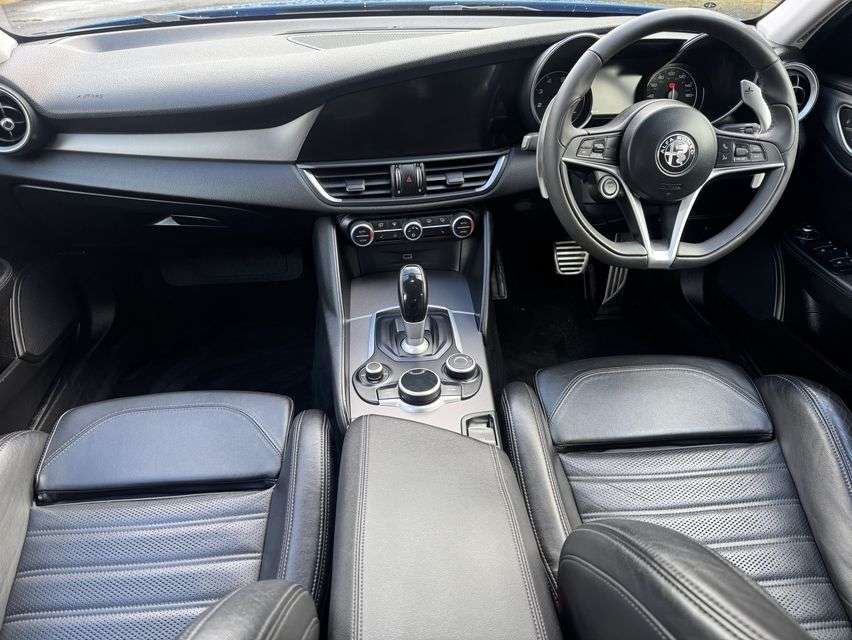 2017 ALFA ROMEO GIULIA 2017 ALFA ROMEO GIULIA