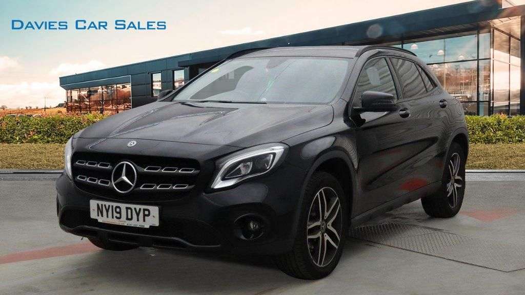 A 2019 MERCEDES-BENZ GLA CLASS 1.6 GLA180 Urban Edition SUV 5dr Petrol 7G-DCT Euro 6 (s/s) (122 ps) A 2019 MERCEDES-BENZ GLA CLASS 1.6 GLA180 Urban Edition SUV 5dr Petrol 7G-DCT Euro 6 (s/s) (122 ps)