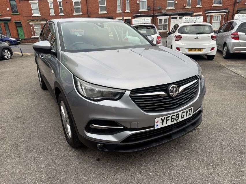 A 2018 VAUXHALL GRANDLAND X 1.5 Turbo D BlueInjection SE SUV 5dr Diesel Manual Euro 6 (s/s) (130 ps) A 2018 VAUXHALL GRANDLAND X 1.5 Turbo D BlueInjection SE SUV 5dr Diesel Manual Euro 6 (s/s) (130 ps)