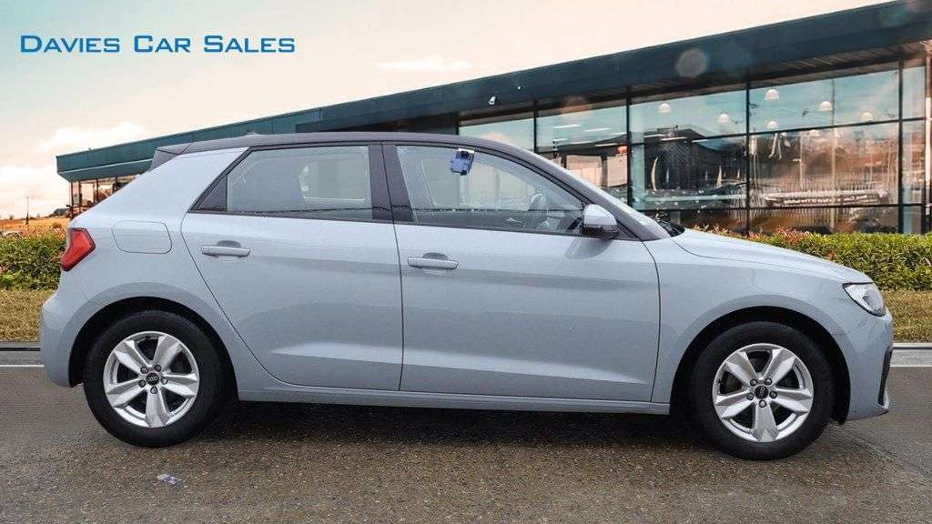 2022 AUDI A1 2022 AUDI A1