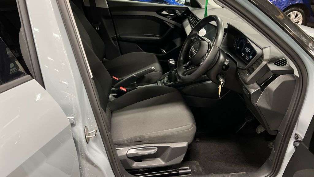 2022 AUDI A1 2022 AUDI A1