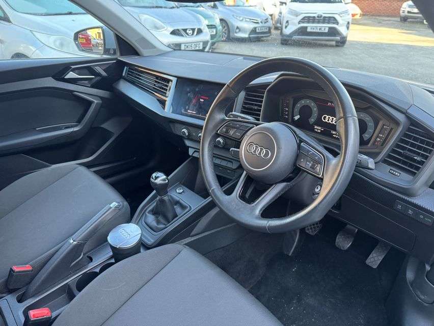 2022 AUDI A1 2022 AUDI A1