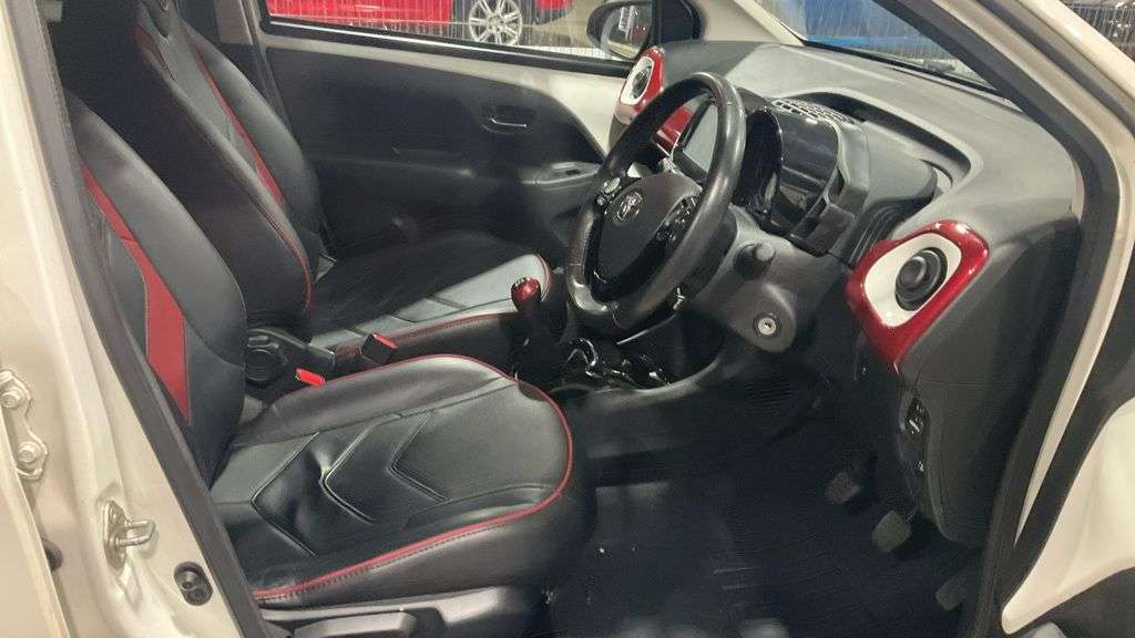 2017 TOYOTA AYGO 2017 TOYOTA AYGO