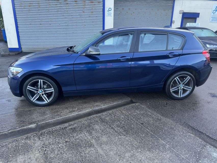 A 2014 BMW 1 SERIES 2.0 116d Sport Hatchback 5dr Diesel Manual Euro 5 (s/s) (116 ps) A 2014 BMW 1 SERIES 2.0 116d Sport Hatchback 5dr Diesel Manual Euro 5 (s/s) (116 ps)