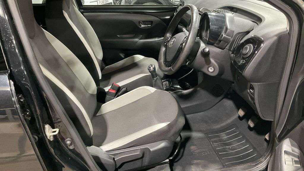 2018 TOYOTA AYGO 2018 TOYOTA AYGO