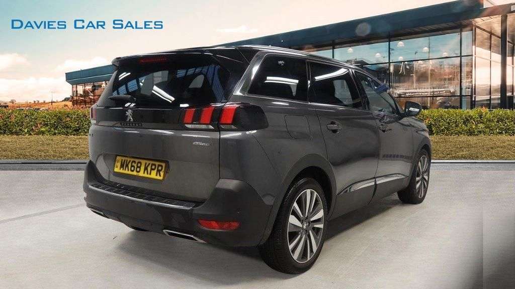A 2018 PEUGEOT 5008 1.5 BlueHDi GT Line Premium SUV 5dr Diesel Manual Euro 6 (s/s) (130 ps) A 2018 PEUGEOT 5008 1.5 BlueHDi GT Line Premium SUV 5dr Diesel Manual Euro 6 (s/s) (130 ps)