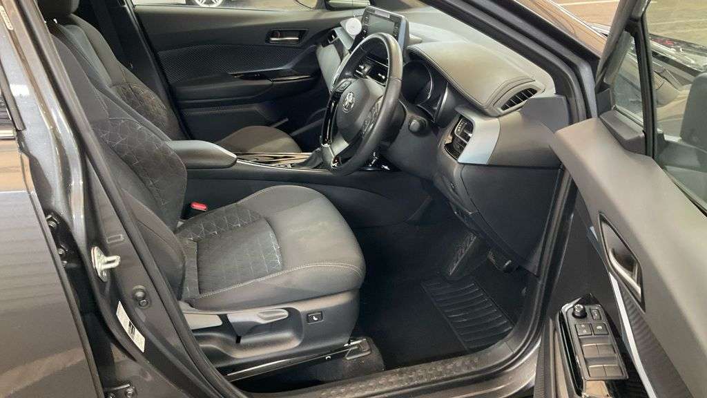 2020 TOYOTA C-HR 2020 TOYOTA C-HR