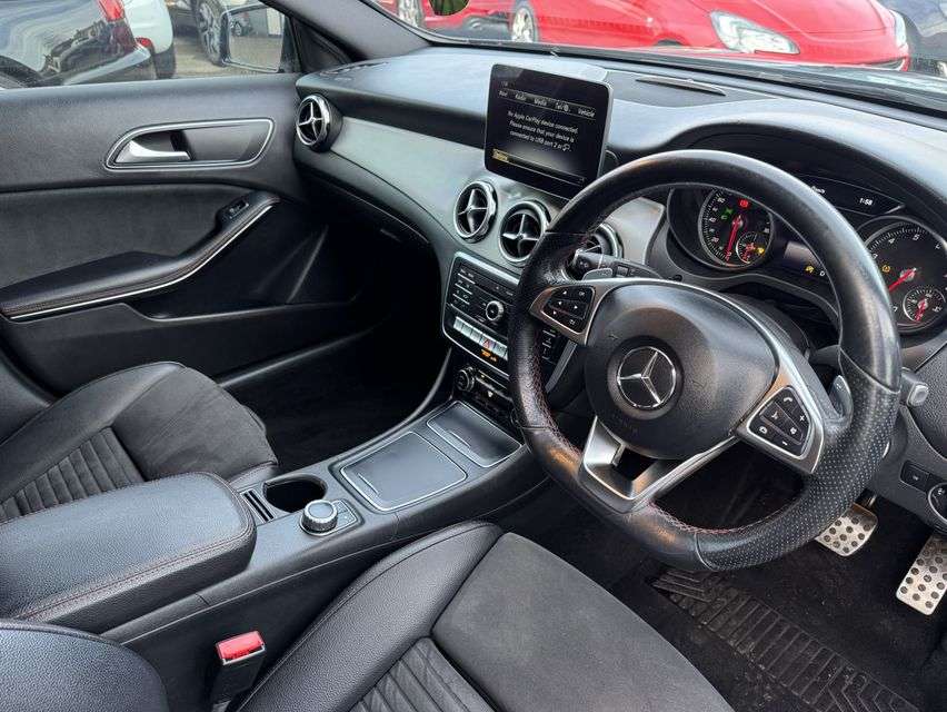 2018 MERCEDES-BENZ 180 2018 MERCEDES-BENZ 180