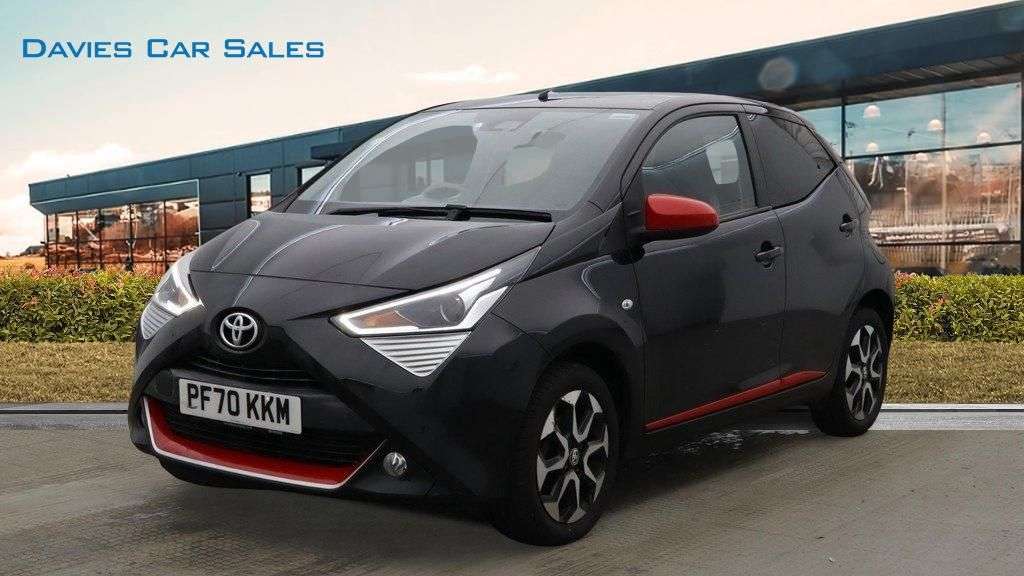 A 2021 TOYOTA AYGO 1.0 VVT-i x-trend Hatchback 5dr Petrol Manual Euro 6 (Safety Sense) (71 ps) A 2021 TOYOTA AYGO 1.0 VVT-i x-trend Hatchback 5dr Petrol Manual Euro 6 (Safety Sense) (71 ps)