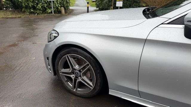 A 2019 MERCEDES-BENZ C-CLASS 2.0 C220d AMG Line (Premium) Coupe 2dr Diesel G-Tronic+ Euro 6 (s/s) (194 p A 2019 MERCEDES-BENZ C-CLASS 2.0 C220d AMG Line (Premium) Coupe 2dr Diesel G-Tronic+ Euro 6 (s/s) (194 p