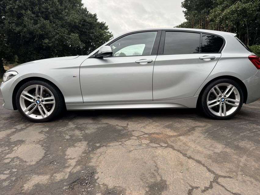 A 2017 BMW 1 SERIES 1.5 118i M Sport Hatchback 5dr Petrol Auto Euro 6 (s/s) (136 ps) A 2017 BMW 1 SERIES 1.5 118i M Sport Hatchback 5dr Petrol Auto Euro 6 (s/s) (136 ps)