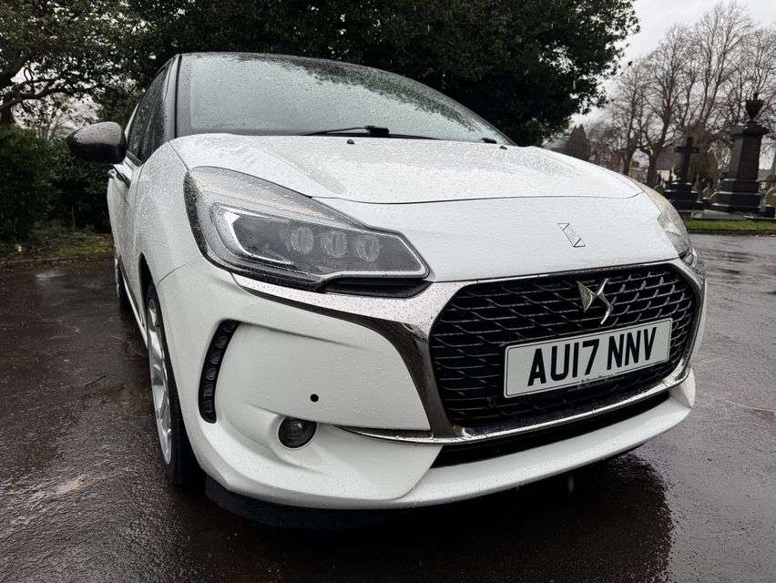 A 2017 DS AUTOMOBILES DS 3 1.6 BlueHDi Ultra Prestige Hatchback 3dr Diesel Manual Euro 6 (s/s) (120 ps A 2017 DS AUTOMOBILES DS 3 1.6 BlueHDi Ultra Prestige Hatchback 3dr Diesel Manual Euro 6 (s/s) (120 ps