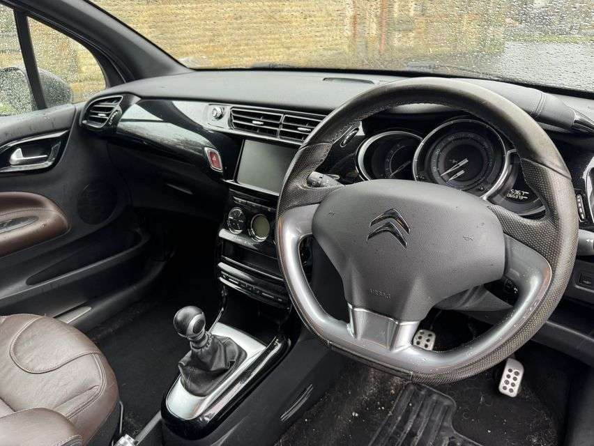 2017 DS AUTOMOBILES DS 3 2017 DS AUTOMOBILES DS 3