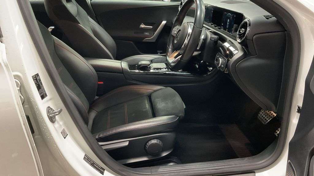 2018 MERCEDES-BENZ A-CLASS 2018 MERCEDES-BENZ A-CLASS