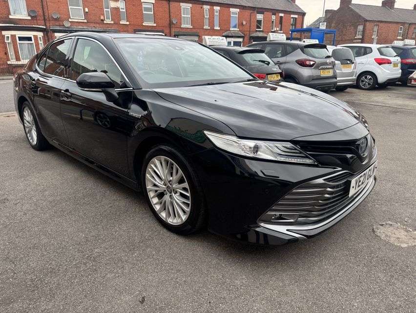 A 2021 TOYOTA CAMRY 2.5 VVT-h Excel Saloon 4dr Petrol Hybrid CVT Euro 6 (s/s) (218 ps) A 2021 TOYOTA CAMRY 2.5 VVT-h Excel Saloon 4dr Petrol Hybrid CVT Euro 6 (s/s) (218 ps)