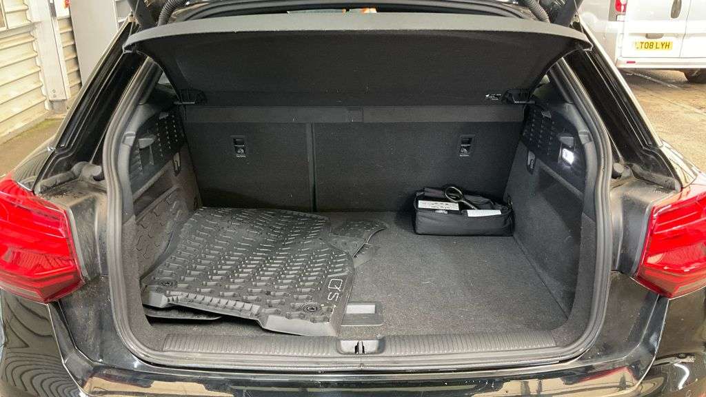 2020 AUDI Q2 2020 AUDI Q2