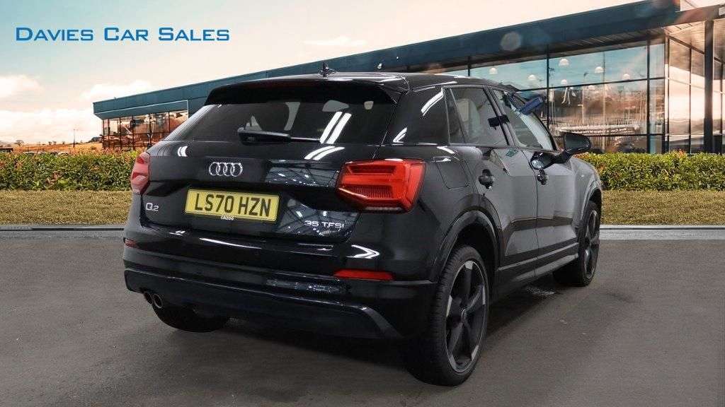 A 2020 AUDI Q2 1.5 TFSI CoD 35 Black Edition SUV 5dr Petrol S Tronic Euro 6 (s/s) (150 ps) A 2020 AUDI Q2 1.5 TFSI CoD 35 Black Edition SUV 5dr Petrol S Tronic Euro 6 (s/s) (150 ps)