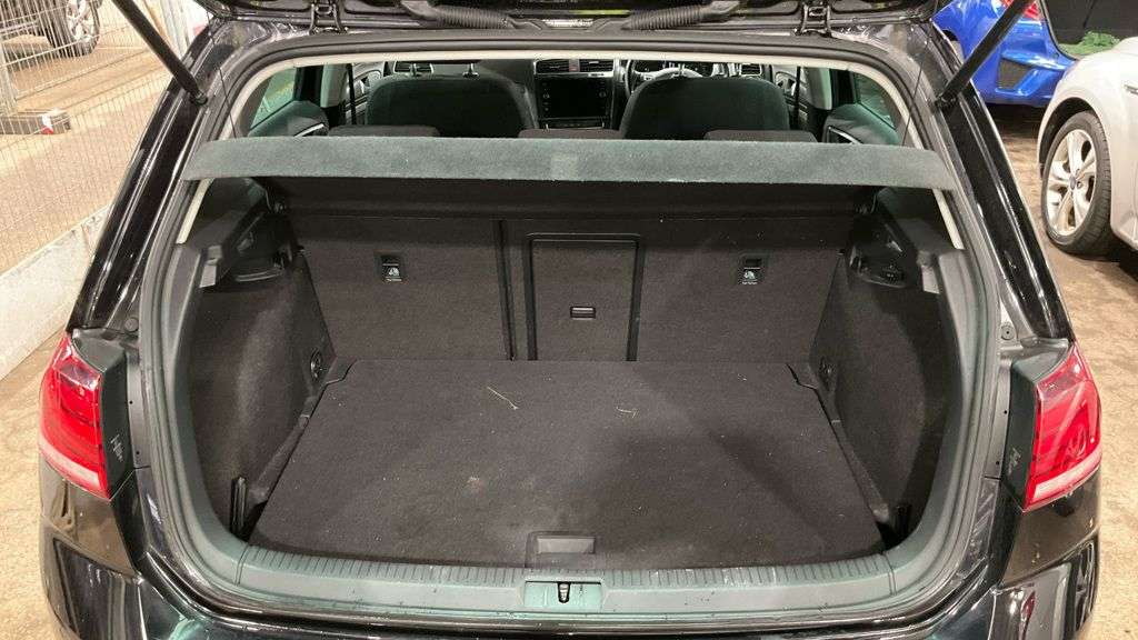 2019 VOLKSWAGEN GOLF 2019 VOLKSWAGEN GOLF