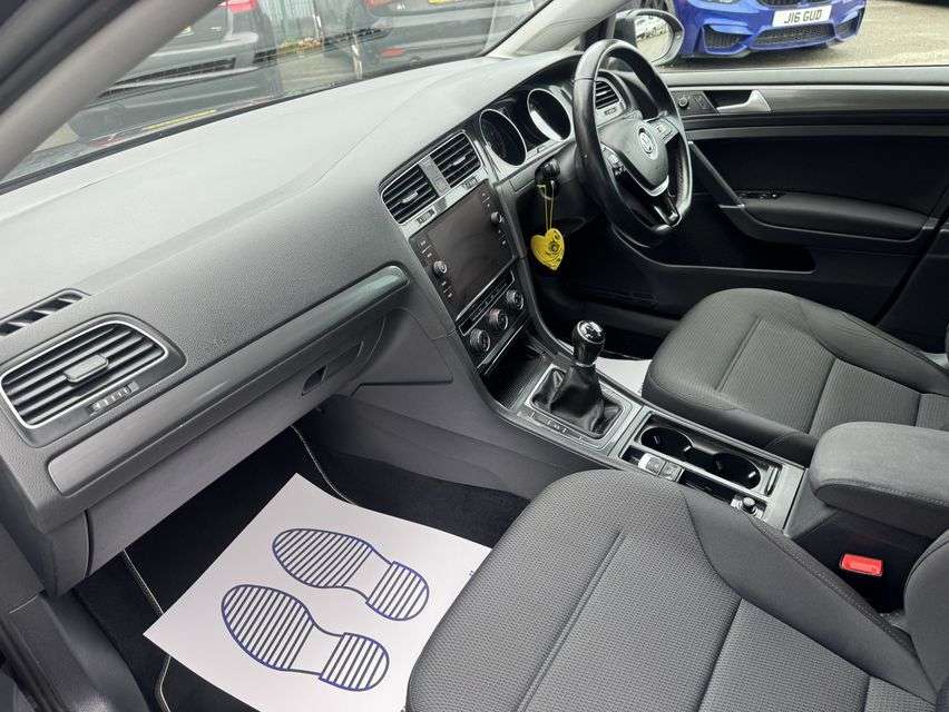 2019 VOLKSWAGEN GOLF 2019 VOLKSWAGEN GOLF