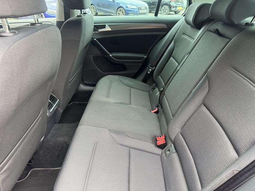 2019 VOLKSWAGEN GOLF 2019 VOLKSWAGEN GOLF