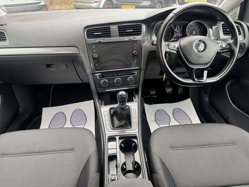 2019 VOLKSWAGEN GOLF 2019 VOLKSWAGEN GOLF