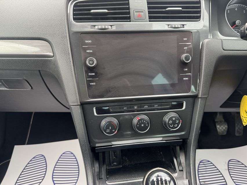 2019 VOLKSWAGEN GOLF 2019 VOLKSWAGEN GOLF