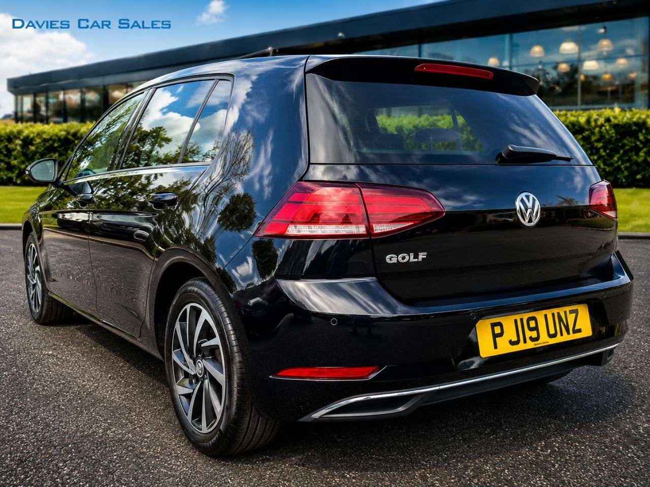 2019 VOLKSWAGEN GOLF 2019 VOLKSWAGEN GOLF