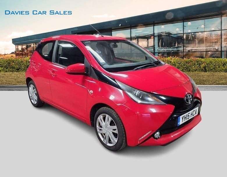 A 2015 TOYOTA AYGO 1.0 VVT-i x-pression Hatchback 5dr Petrol Manual Euro 5 Euro 5 (68 ps) A 2015 TOYOTA AYGO 1.0 VVT-i x-pression Hatchback 5dr Petrol Manual Euro 5 Euro 5 (68 ps)