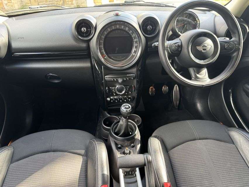 2016 MINI COUNTRYMAN 2016 MINI COUNTRYMAN