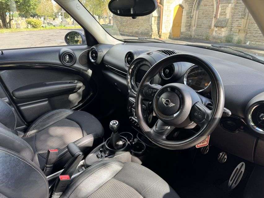 2016 MINI COUNTRYMAN 2016 MINI COUNTRYMAN