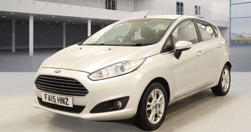 A 2015 FORD FIESTA 1.25 Zetec Hatchback 5dr Petrol Manual Euro 5 (82 ps) A 2015 FORD FIESTA 1.25 Zetec Hatchback 5dr Petrol Manual Euro 5 (82 ps)