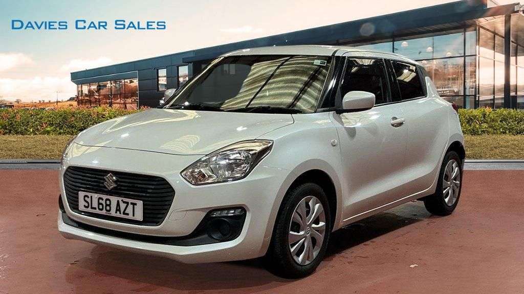 A 2018 SUZUKI SWIFT 1.2 Dualjet SZ3 Hatchback 5dr Petrol Manual Euro 6 (s/s) (90 ps) A 2018 SUZUKI SWIFT 1.2 Dualjet SZ3 Hatchback 5dr Petrol Manual Euro 6 (s/s) (90 ps)