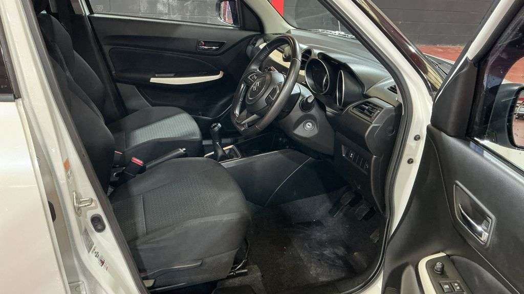 2018 SUZUKI SWIFT 2018 SUZUKI SWIFT