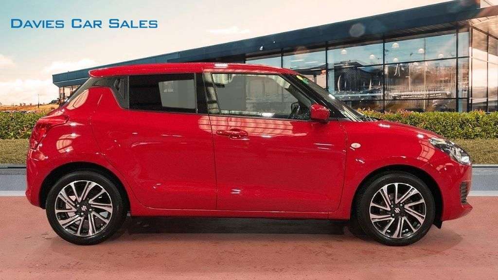 2021 SUZUKI SWIFT 2021 SUZUKI SWIFT