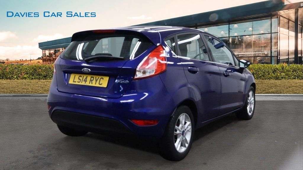 A 2014 FORD FIESTA 1.25 Zetec Hatchback 5dr Petrol Manual Euro 5 (82 ps) A 2014 FORD FIESTA 1.25 Zetec Hatchback 5dr Petrol Manual Euro 5 (82 ps)