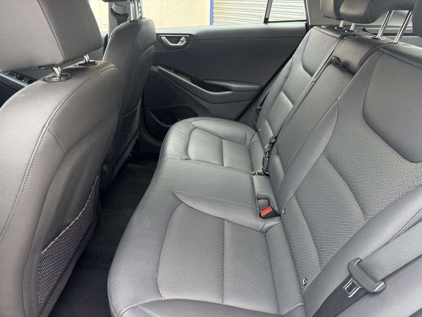 2017 HYUNDAI IONIQ 2017 HYUNDAI IONIQ